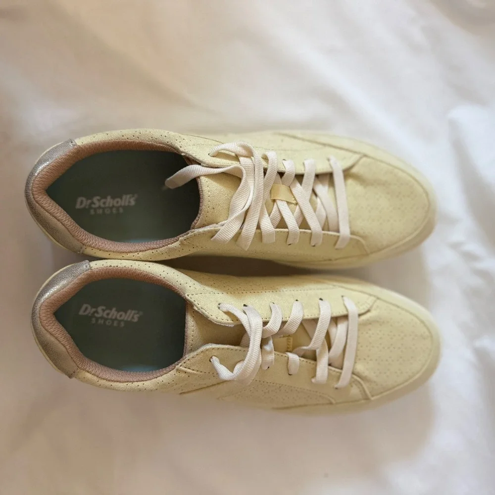 Dr. Scholls Madison Next Platform Sneakers Beige Suede Perforated Low Top 2028